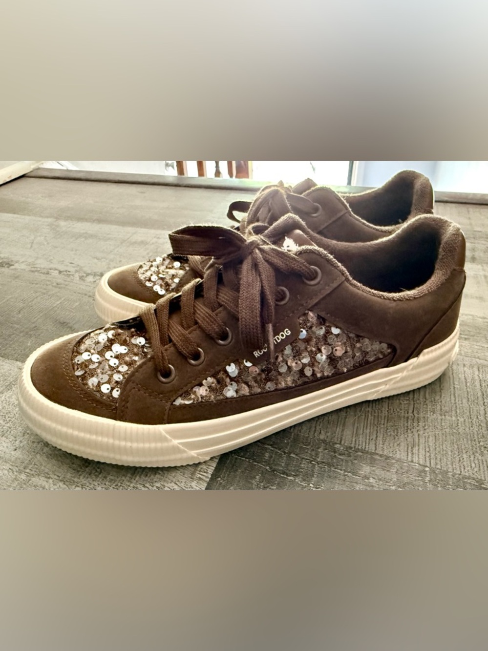 Women’s Rocket Dog Sequin Sneakers, 9.5M